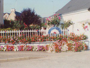 M Mme Chabrun furent régulièrement les lauréats des Concours Fleuris. 